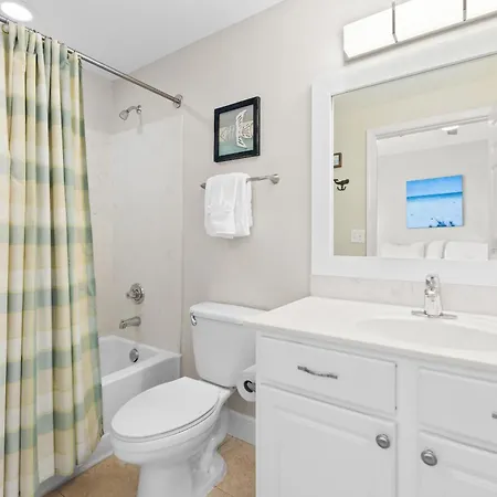 Tidewater Beach Resort By Panhandle Getaways Panama City Beach Room photo