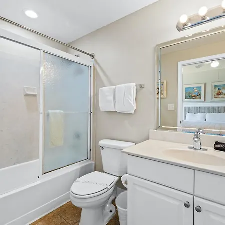 Tidewater Beach Resort By Panhandle Getaways Panama City Beach Room photo