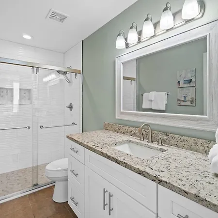 Tidewater Beach Resort By Panhandle Getaways Panama City Beach Room photo